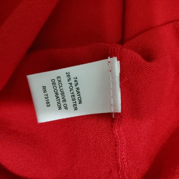 Cable & Gauge XL Sleeveless Red Blouse with Mock Neck, Jeweled Neck Decor - Picture 8 of 10